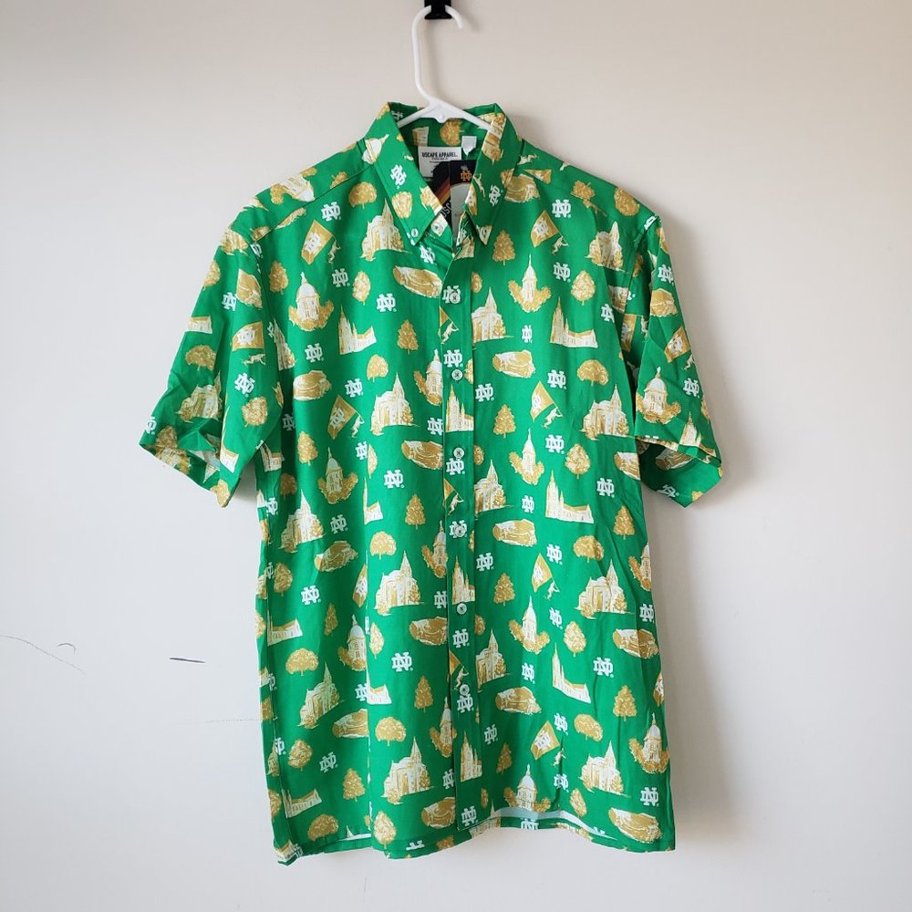 Notre Dame Fighting Irish Button Up Shirt Mens Medium Green Uscape USA NWT